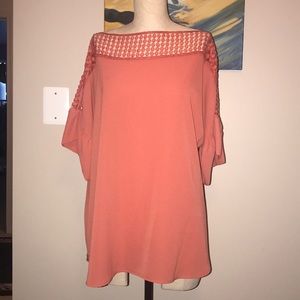 Stunning NWOT Coral Espressa USA 1x blouse